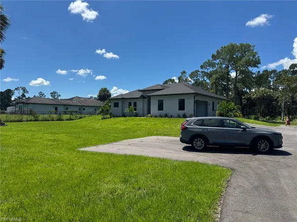 $669,900 | 308 Golden Gate Boulevard East, Naples, FL 34117