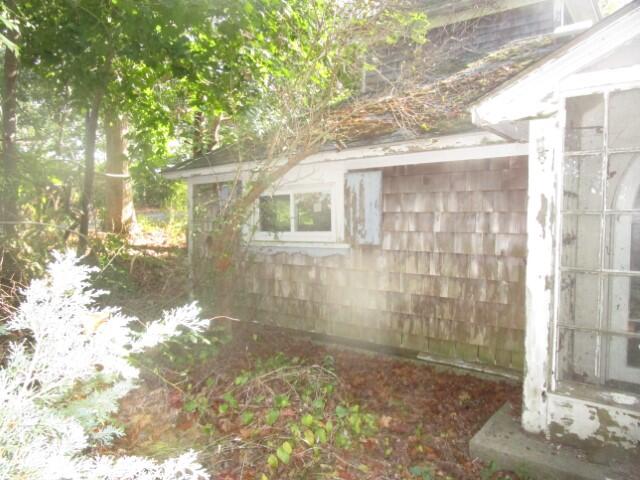 41 Lewis Point Road Buzzards Bay, MA 02532 - Photo 6 of 17 IMG_3157