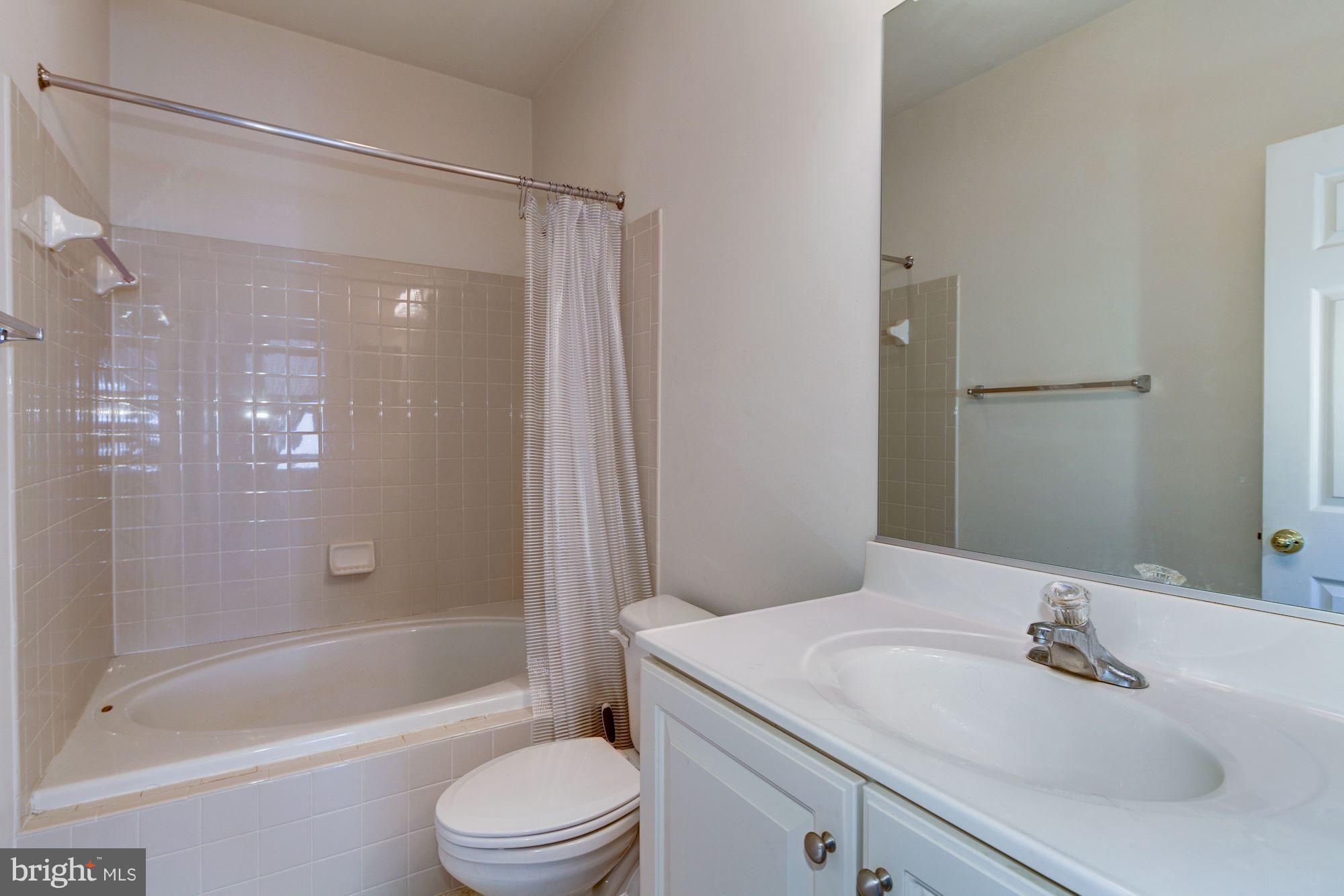 14 South Exeter Street, Unit 1391 Baltimore, MD 21202 - Photo 15 of 30 Bath
