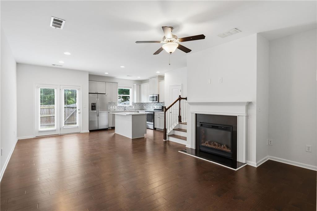 4917 Longview Walk Decatur, GA 30035 - Photo 4 of 24
