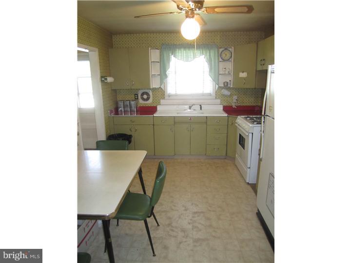 217 Sandra Road Wilmington, DE 19803 - Photo 6 of 16 Kitchen