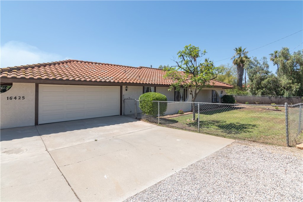 16425 Gardner Avenue Riverside, CA 92504 - Photo 4 of 29