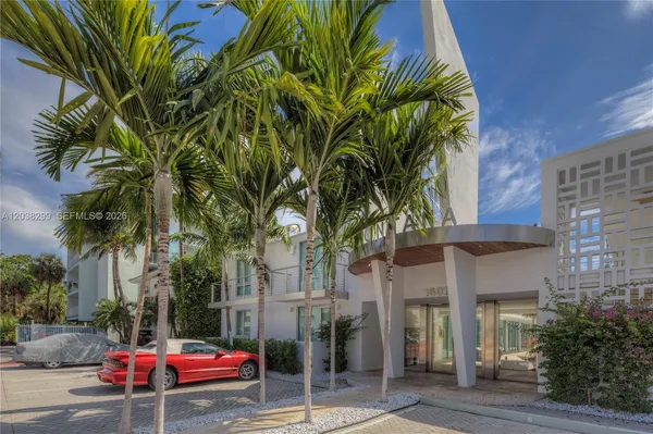 $2,350 | 1601 West Avenue, Unit 212, Miami Beach, FL 33139