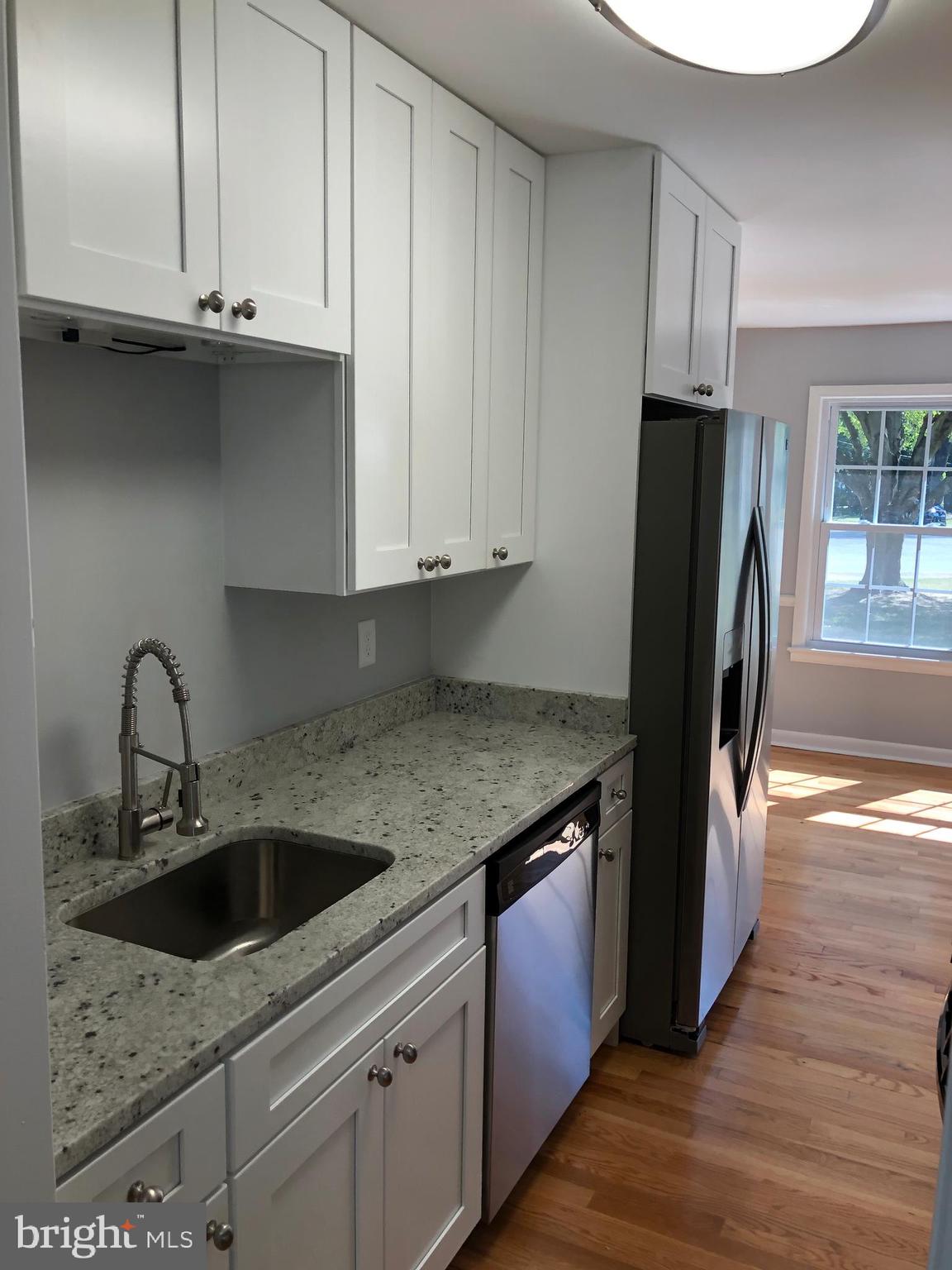 5501 Ashfield Road Alexandria, VA 22315 - Photo 4 of 23 Gallery Image 4