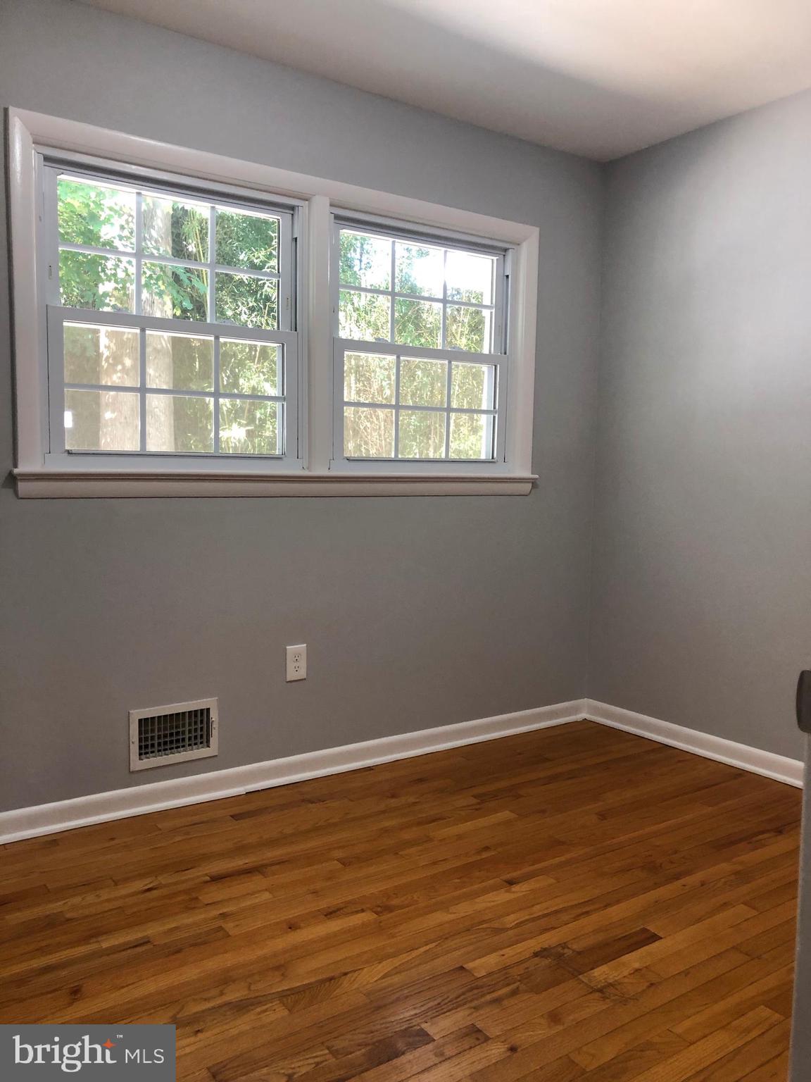 5501 Ashfield Road Alexandria, VA 22315 - Photo 10 of 23 Gallery Image 10