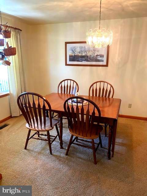 1303 Woodmere Road Pottstown, PA 19464 - Photo 15 of 38 Dining Room
