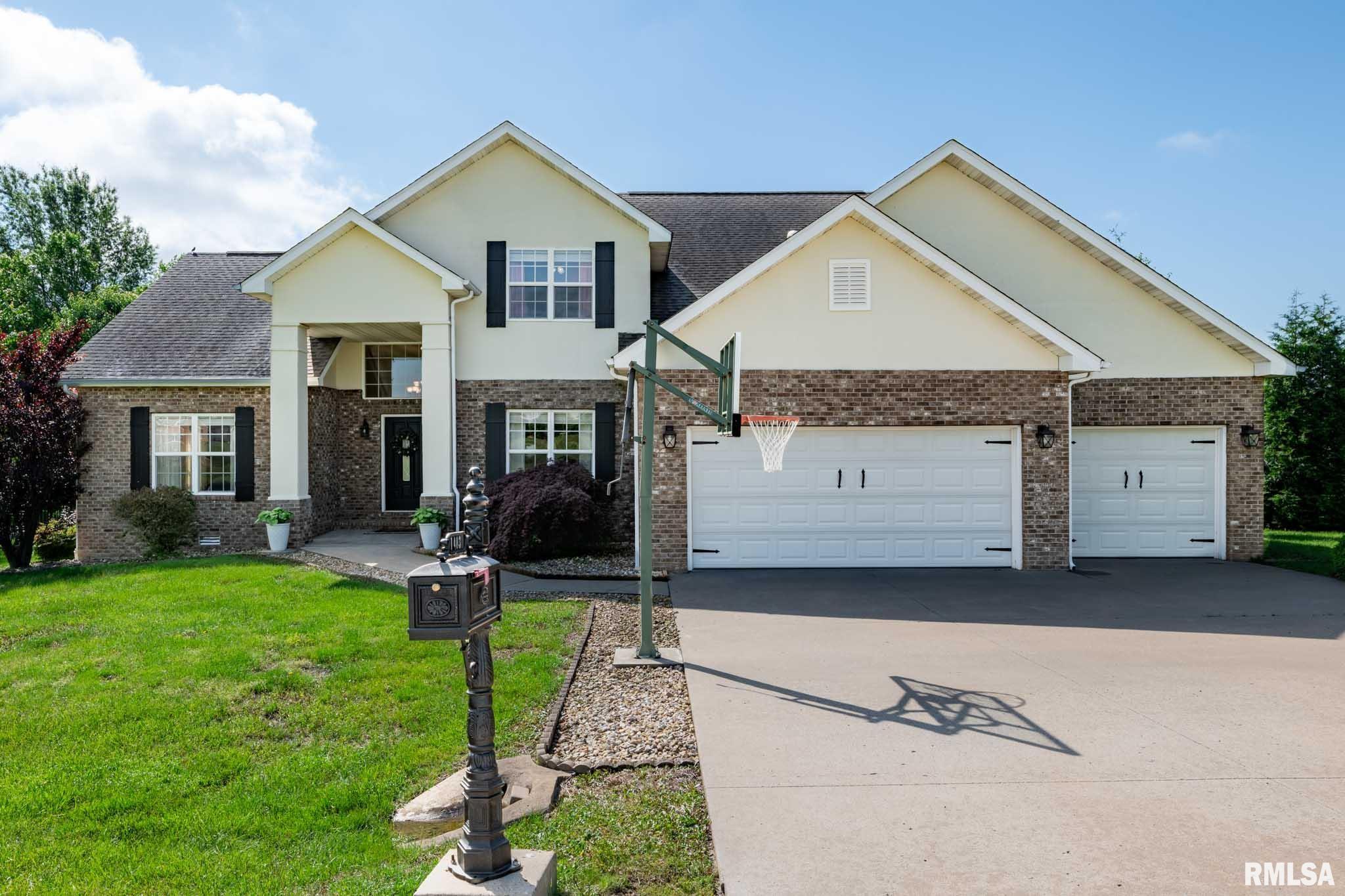 1403 Paulie Road Carterville, IL 62918 - Photo 1 of 46 Gallery Image 1
