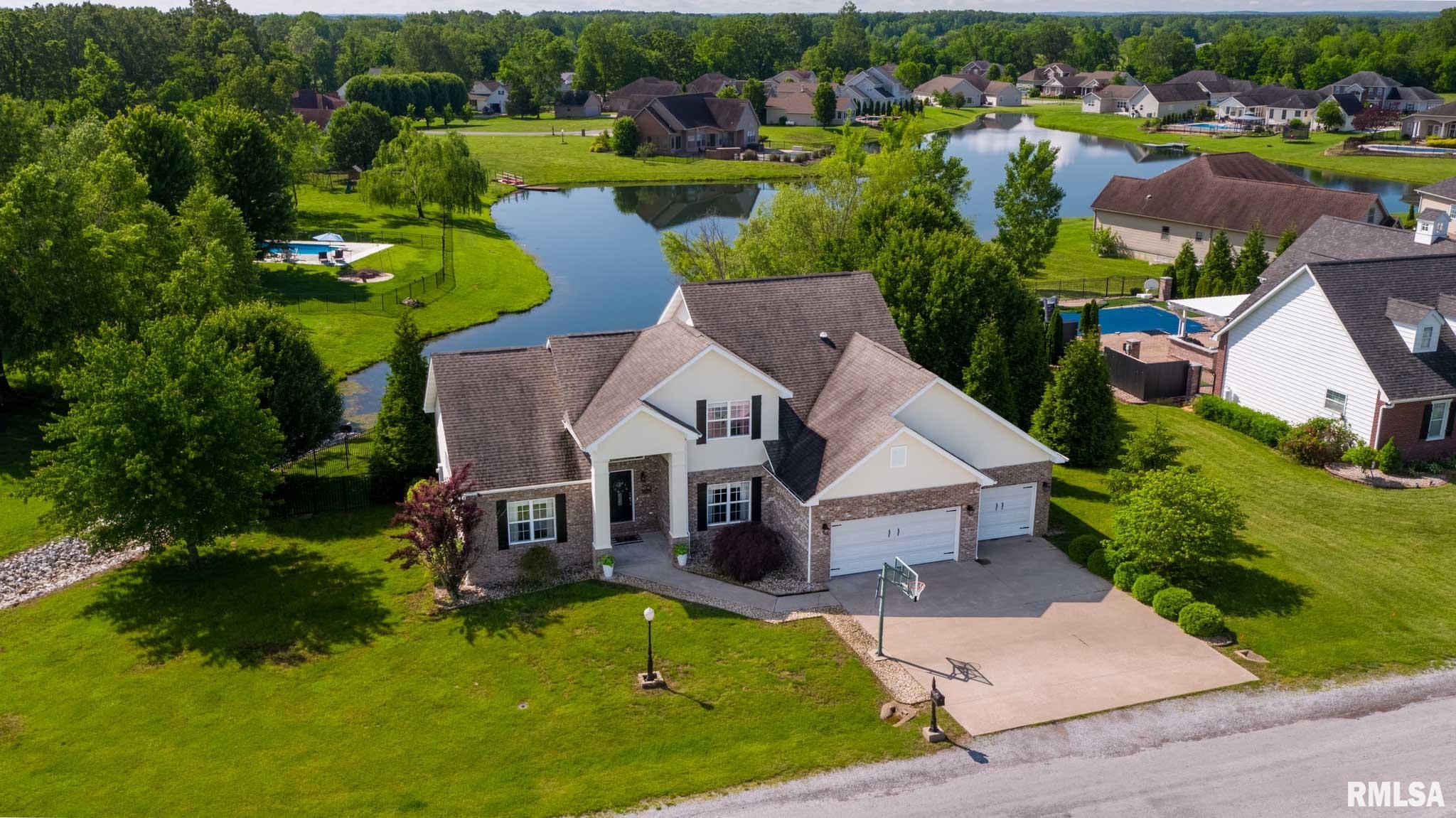 1403 Paulie Road Carterville, IL 62918 - Photo 3 of 46 Gallery Image 3