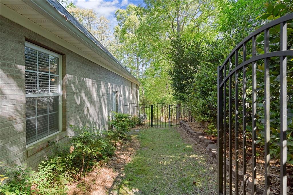 9055 Old Keith Bridge Road Gainesville, GA 30506 - Photo 18 of 96