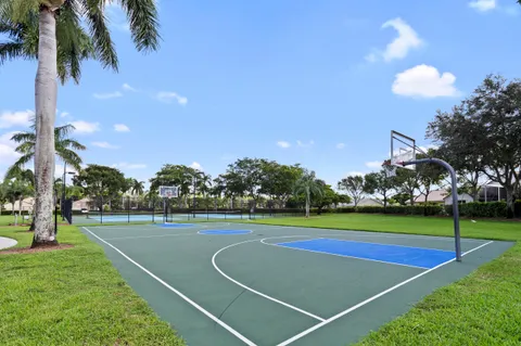 $395,000 | 8068 Briantea Drive, Boynton Beach, FL 33472