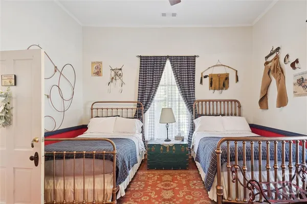 $410,000 | 610 West Liberty Street, Claxton, GA 30417