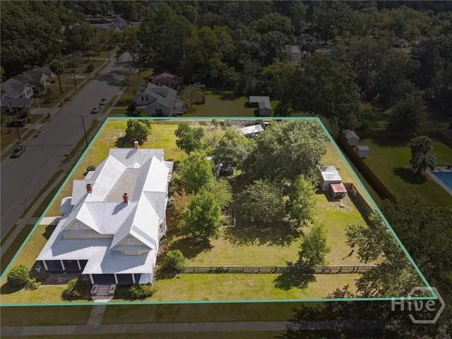 $425,000 | 610 West Liberty Street, Claxton, GA 30417