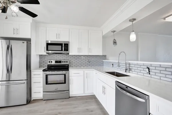 $3,450 | 1631 Riverview Road, Unit 507, Deerfield Beach, FL 33441