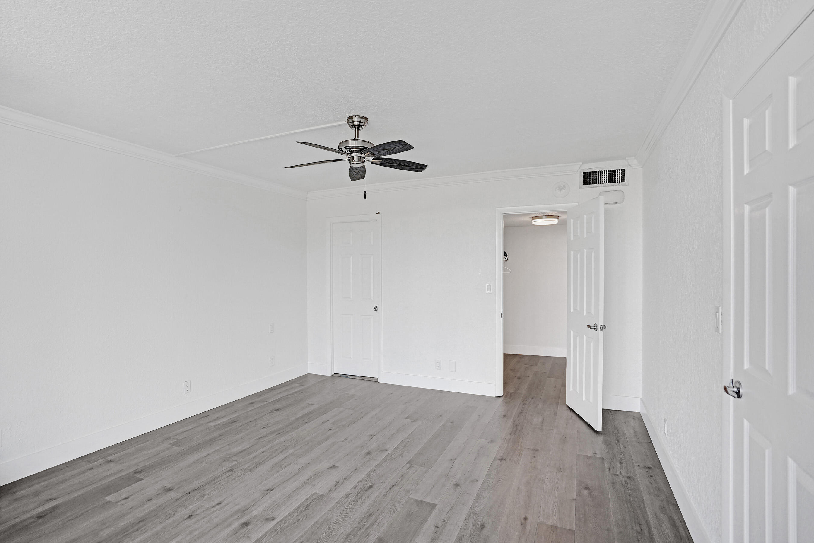 1631 Riverview Road, Unit 507 Deerfield Beach, FL 33441 - Photo 20 of 29 DSC01479
