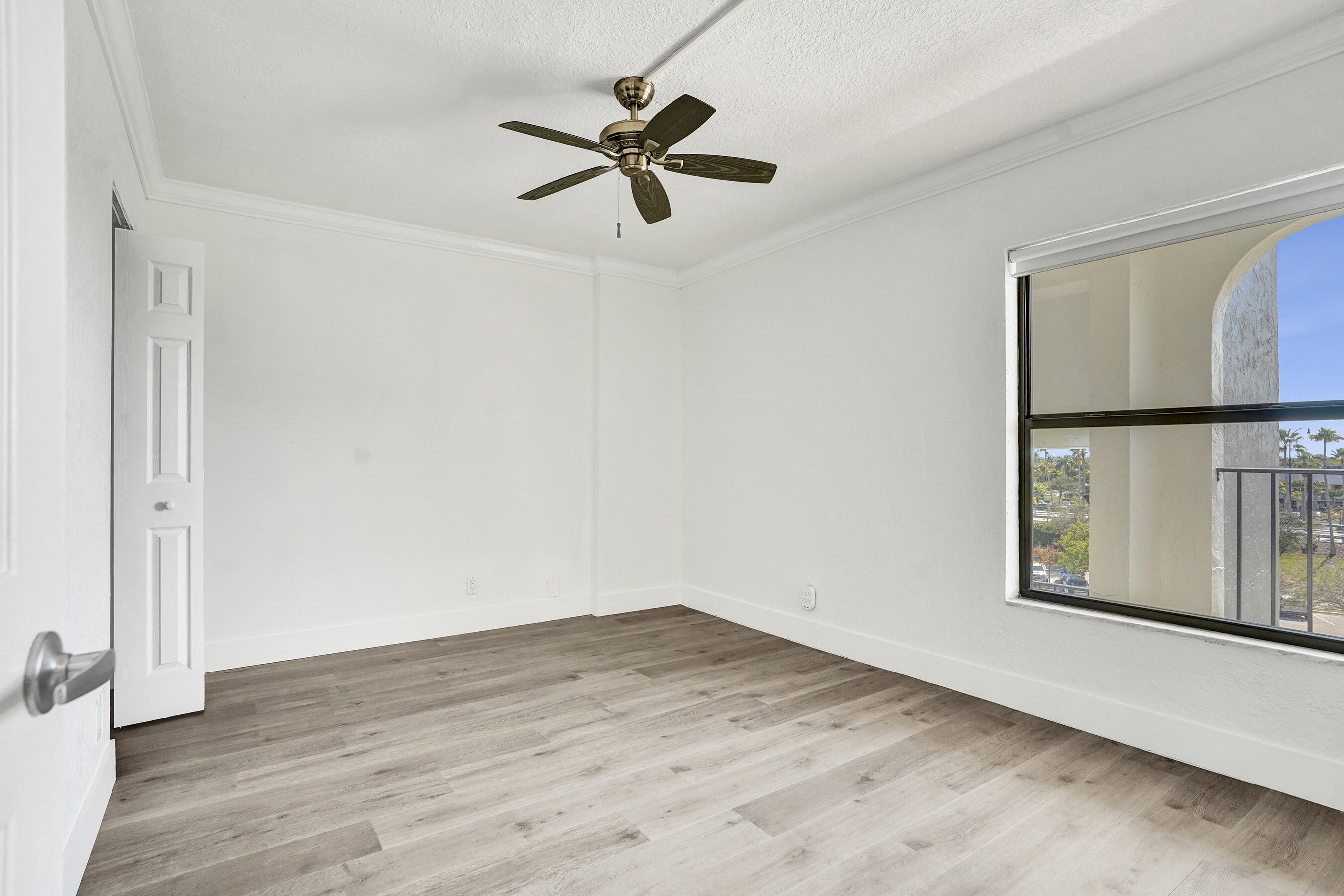 1631 Riverview Road, Unit 507 Deerfield Beach, FL 33441 - Photo 21 of 29 DSC01373