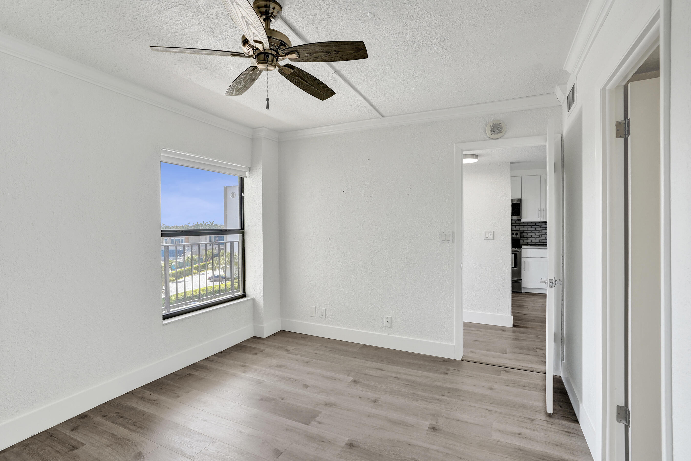 1631 Riverview Road, Unit 507 Deerfield Beach, FL 33441 - Photo 22 of 29 DSC01379