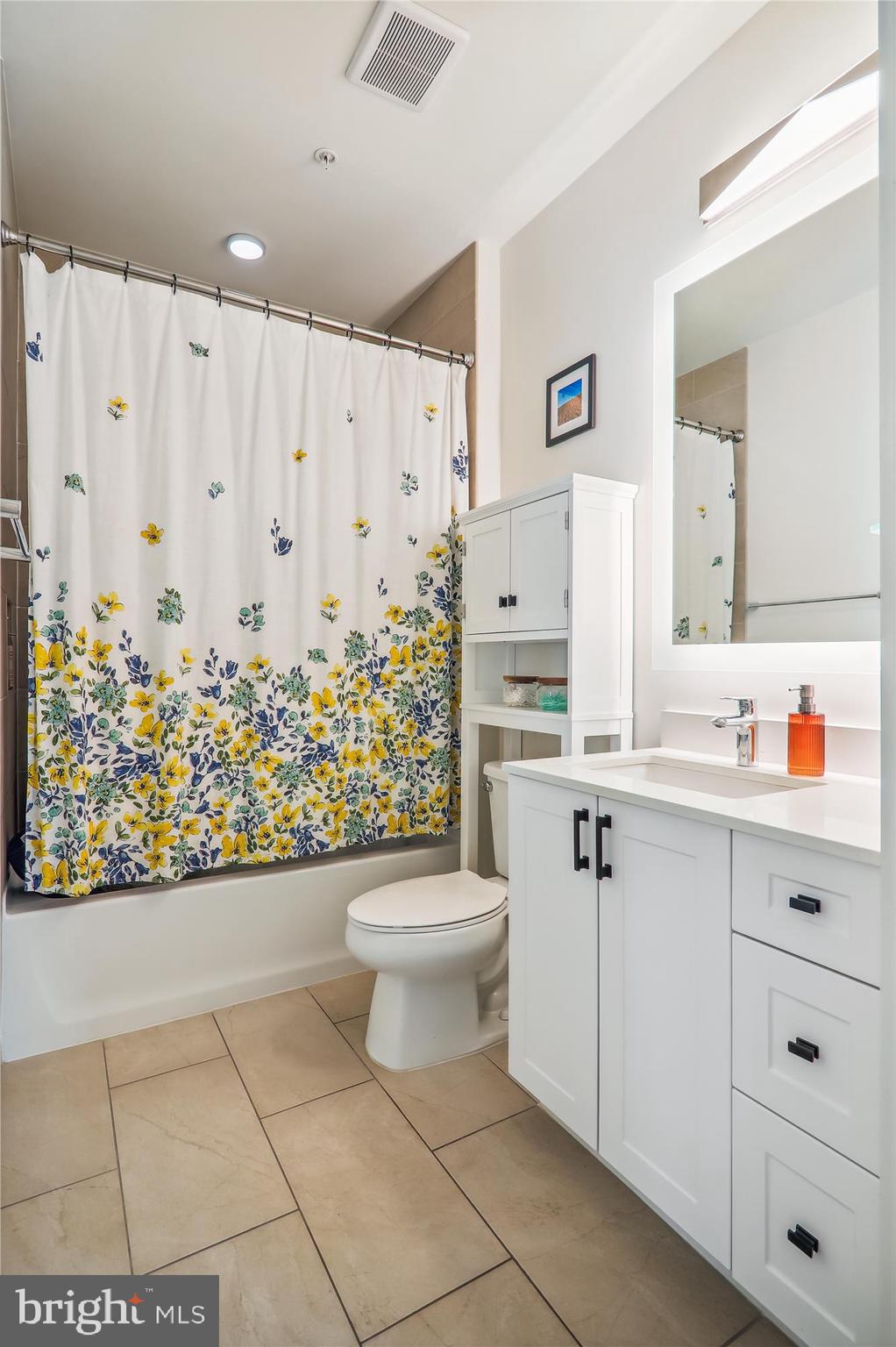 6803 Cameron Drive Northwest, Unit 1 Washington, DC 20012 - Photo 18 of 58