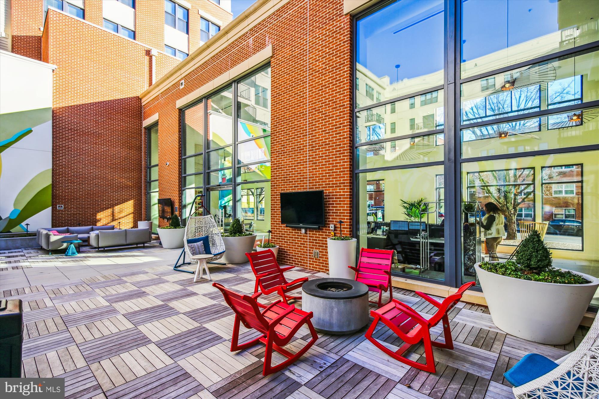 6803 Cameron Drive Northwest, Unit 1 Washington, DC 20012 - Photo 34 of 58