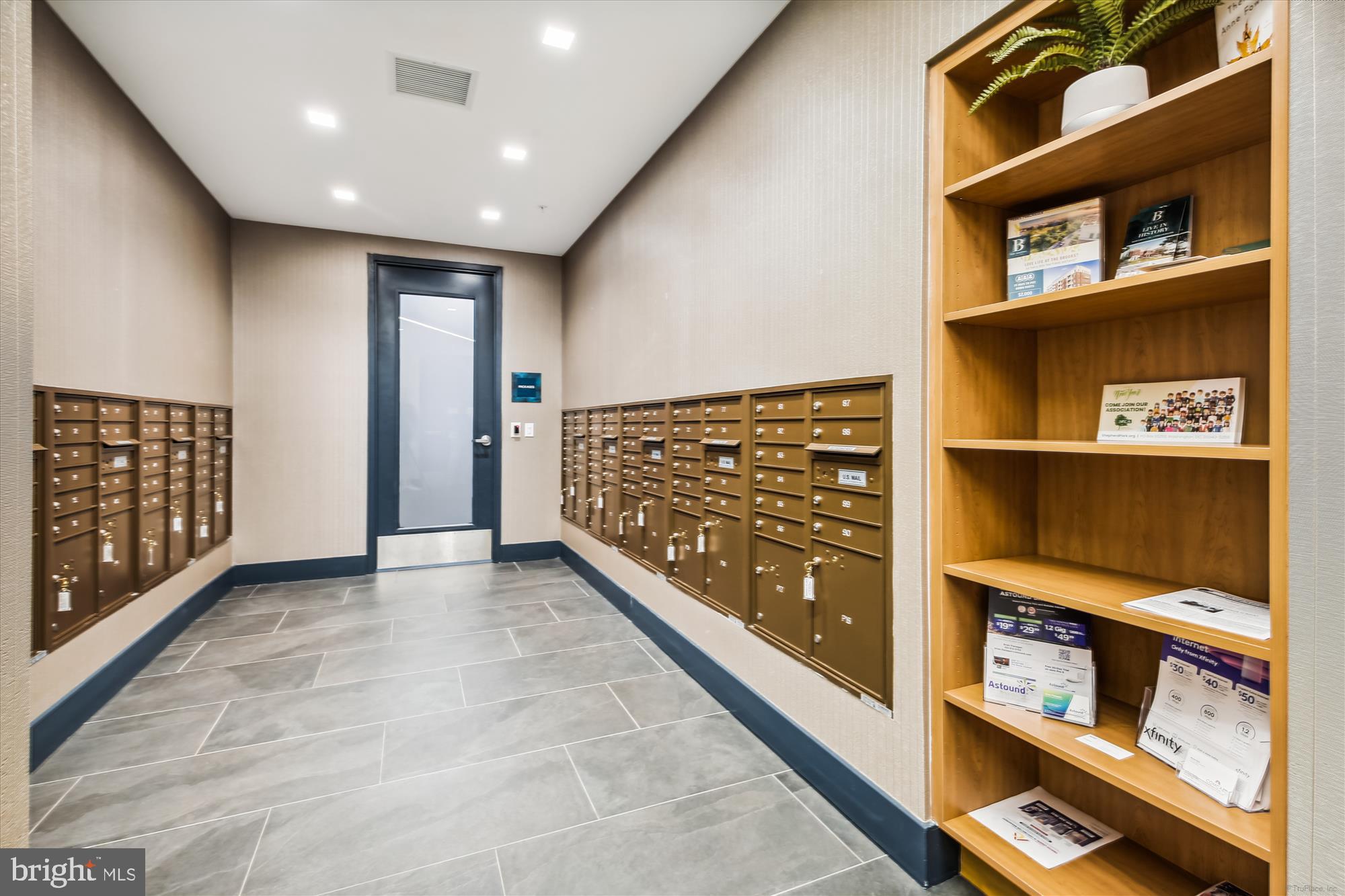 6803 Cameron Drive Northwest, Unit 1 Washington, DC 20012 - Photo 41 of 58