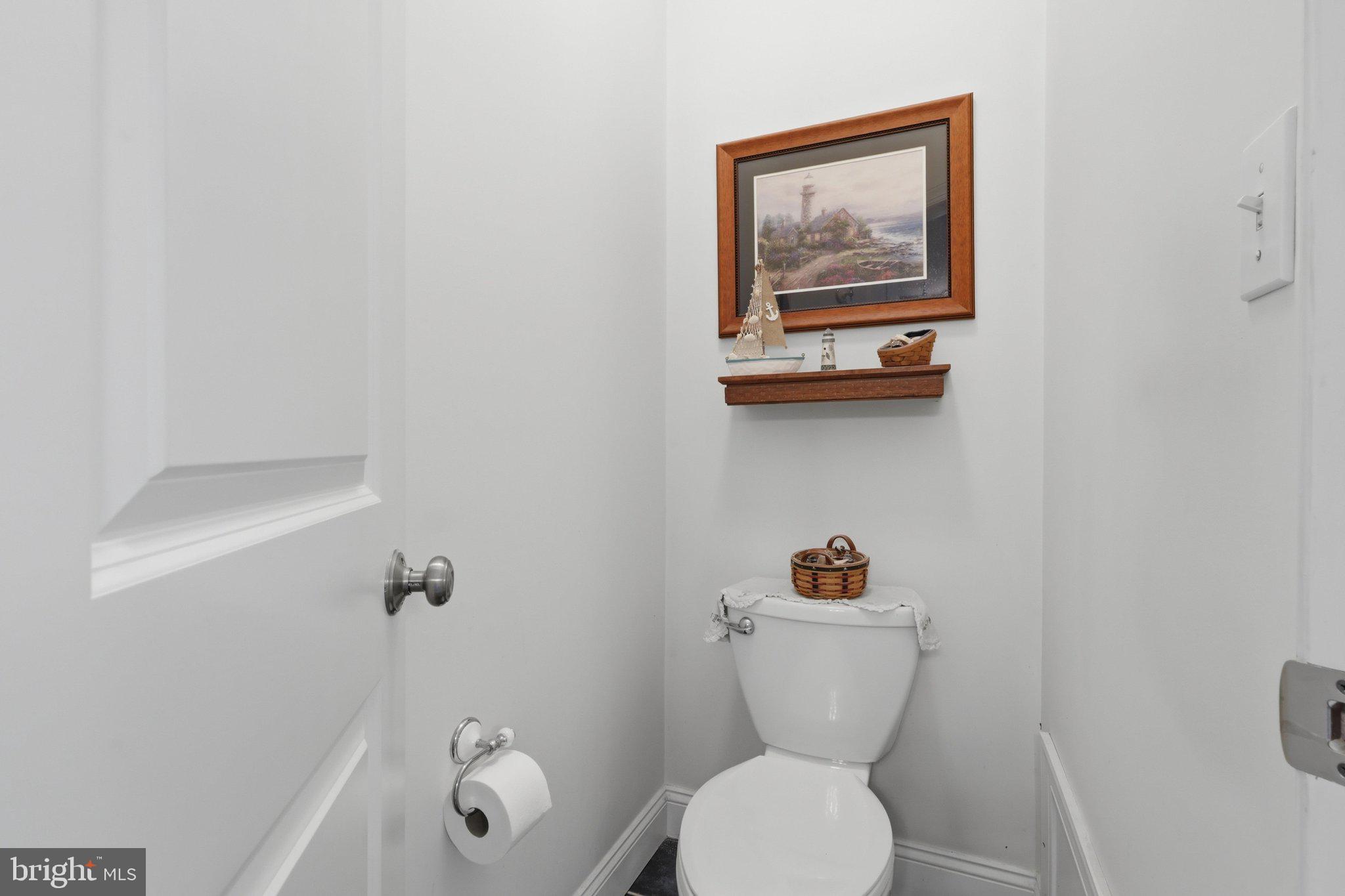 7020 Debold Road Thurmont, MD 21788 - Photo 29 of 75 Privacy bathroom