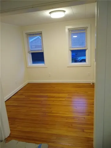 $3,800 | 27 Mt Vernon Street, Unit 1, Newport, RI 02840