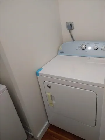 $3,800 | 27 Mt Vernon Street, Unit 1, Newport, RI 02840