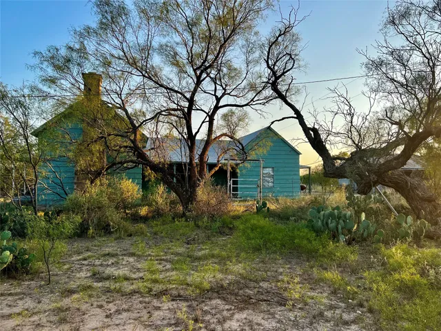 a view of a outdoor space