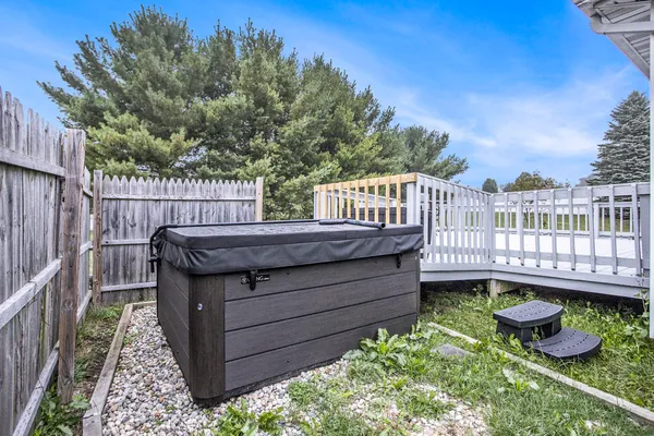 $395,000 | 2228 South Hill Street, Schoolcraft, MI 49087