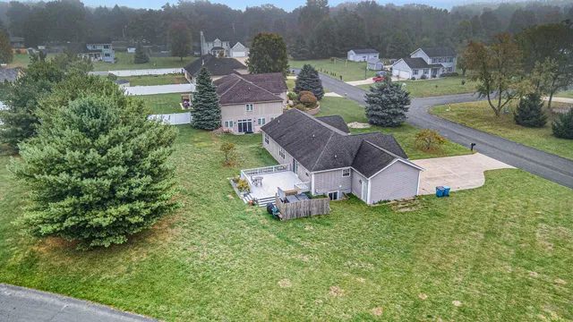 $399,999 | 2228 South Hill Street, Schoolcraft, MI 49087