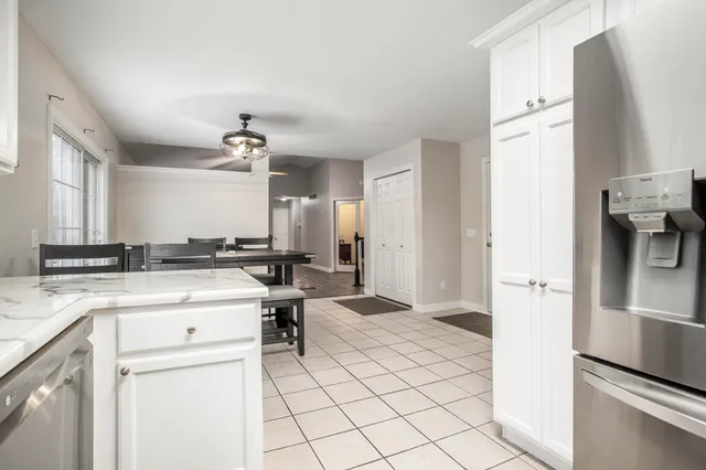 $399,999 | 2228 South Hill Street, Schoolcraft, MI 49087