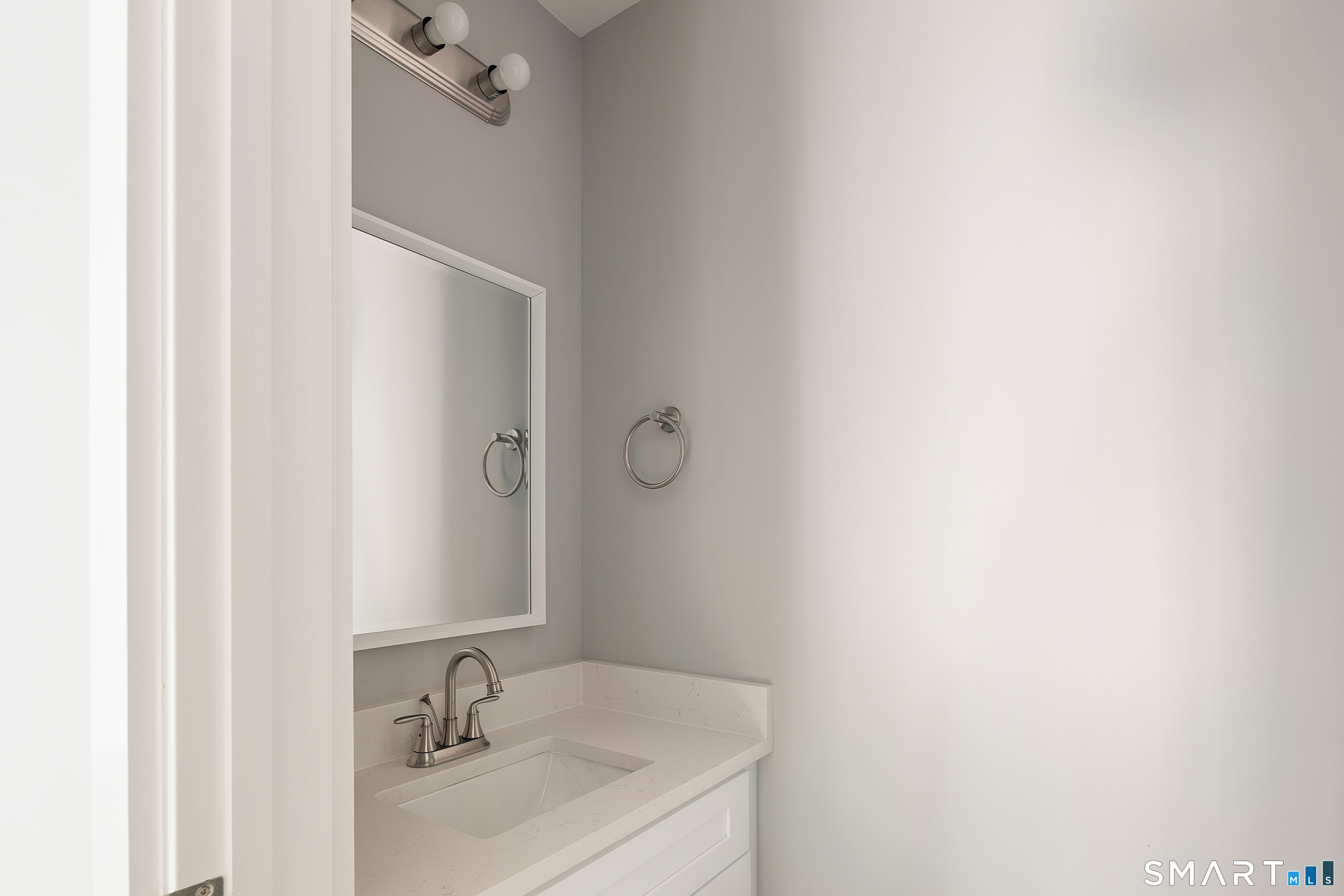 91 Taft Pointe, Unit 10 Waterbury, CT 06708 - Photo 11 of 22