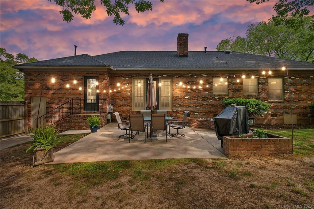 3724 Riverbend Road Charlotte, NC 28210 - Photo 2 of 41 Gallery Image 2
