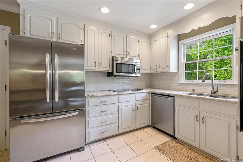3724 Riverbend Road Charlotte, NC 28210 - Photo 11 of 41 Gallery Image 11