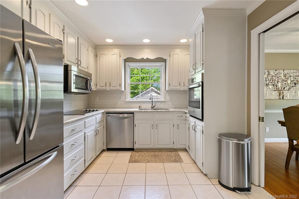 3724 Riverbend Road Charlotte, NC 28210 - Photo 12 of 41 Gallery Image 12