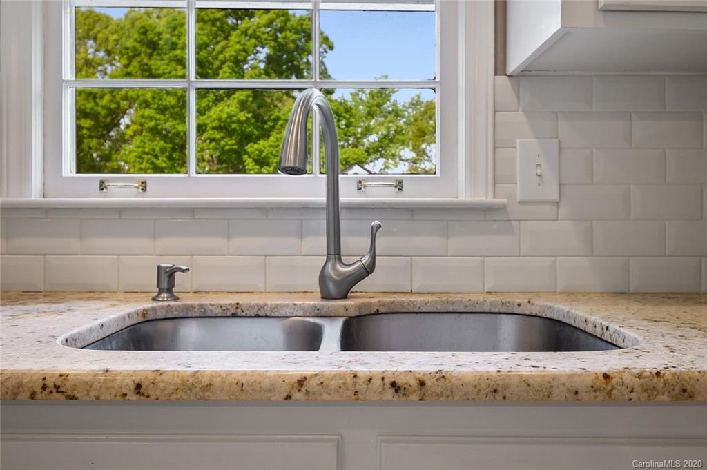 3724 Riverbend Road Charlotte, NC 28210 - Photo 15 of 41 Gallery Image 15