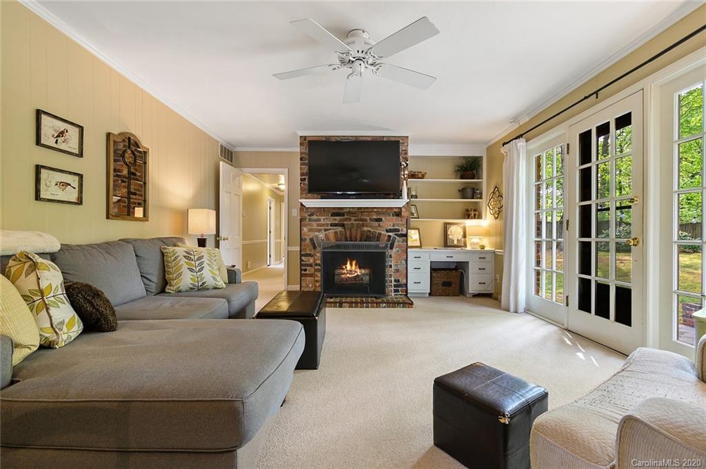 3724 Riverbend Road Charlotte, NC 28210 - Photo 18 of 41 Gallery Image 18
