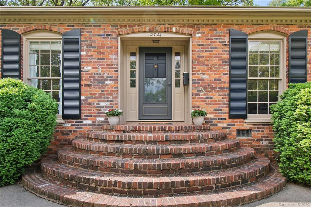 3724 Riverbend Road Charlotte, NC 28210 - Photo 3 of 41 Gallery Image 3