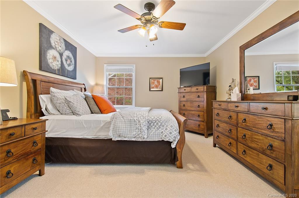3724 Riverbend Road Charlotte, NC 28210 - Photo 27 of 41 Gallery Image 27