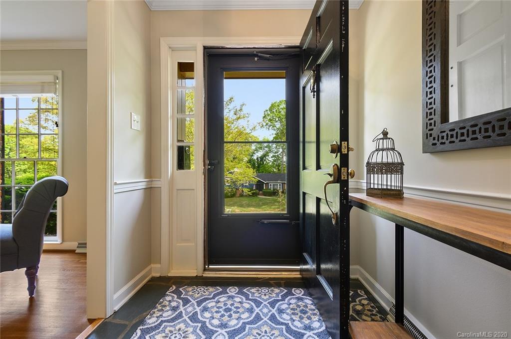 3724 Riverbend Road Charlotte, NC 28210 - Photo 4 of 41 Gallery Image 4