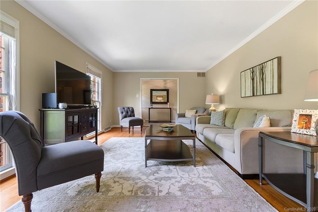 3724 Riverbend Road Charlotte, NC 28210 - Photo 7 of 41 Gallery Image 7