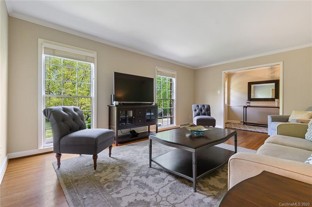 3724 Riverbend Road Charlotte, NC 28210 - Photo 8 of 41 Gallery Image 8