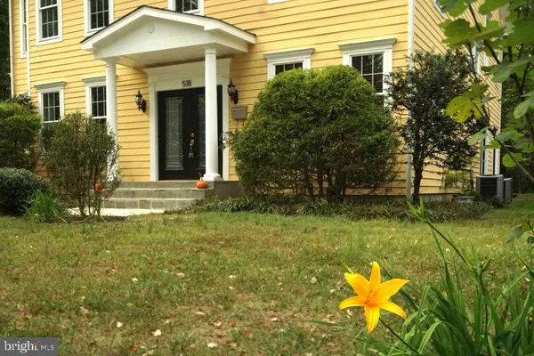 $949,000 | 518 Calvin Lane, Rockville, MD 20851