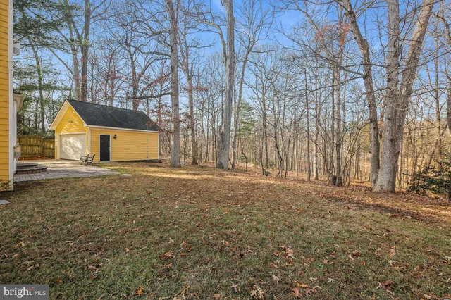 a view of empty room with yard