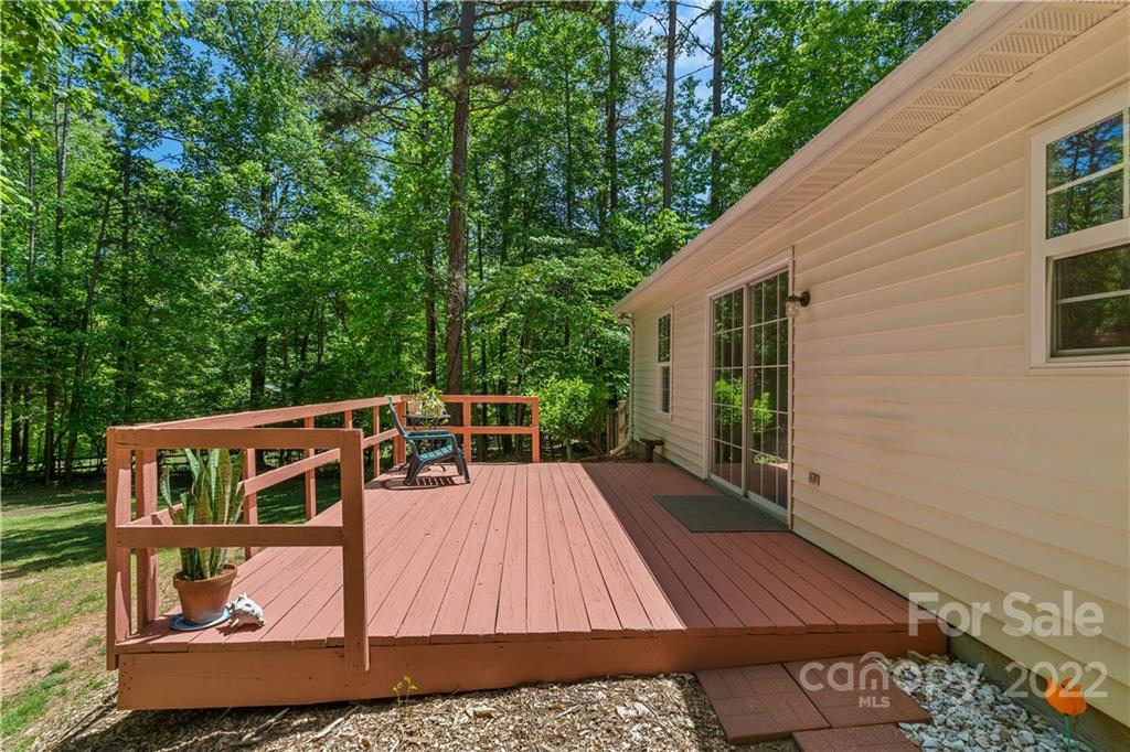 225 Creek View Road Mooresville, NC 28117 - Photo 14 of 18 a view of balcony with deck and outdoor seating