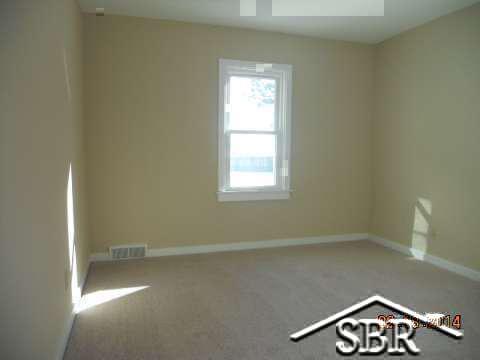 1180 Midland Road Saginaw, MI 48638 - Photo 6 of 15 Bedroom 1