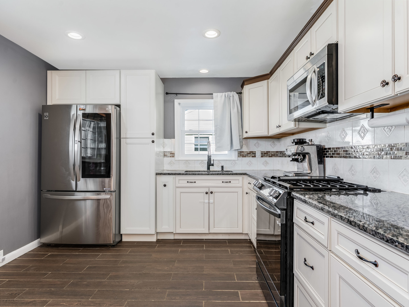 724 Echo Avenue Romeoville, IL 60446 - Photo 4 of 25