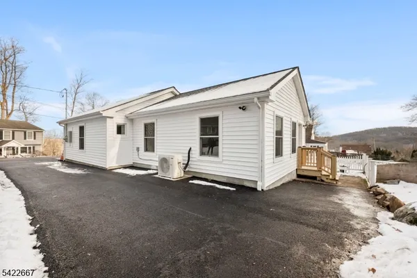 $2,000 | 7 Mountain Road, Denville, NJ 07834