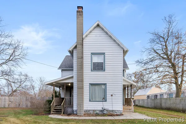 $215,000 | 1 Grand Boulevard, Battle Creek, MI 49015