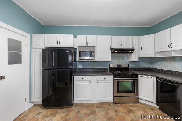 $215,000 | 1 Grand Boulevard, Battle Creek, MI 49015