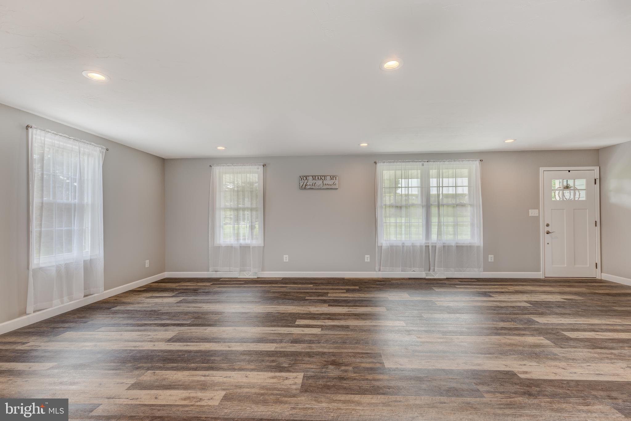 1222 Bachmans Valley Road Westminster, MD 21158 - Photo 23 of 61 Large open main living area - make it LR or DR